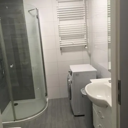 Dp Apartament Ii Polanki דירה